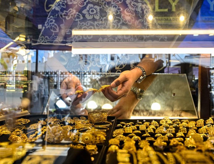 Harga Emas Perhiasan Hari Ini 8 Februari 2026: 24 Karat Tembus Level Segini